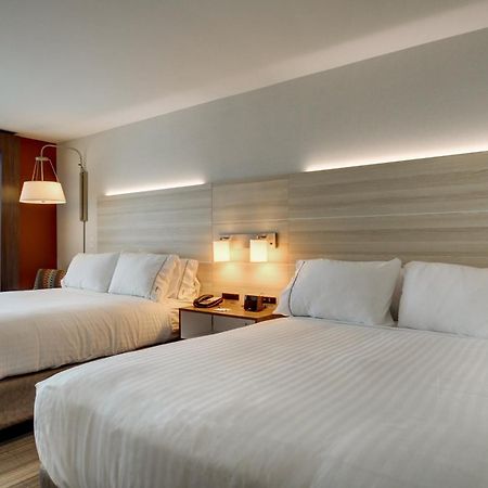 Holiday Inn Express & Suites Galesburg By Ihg Zewnętrze zdjęcie