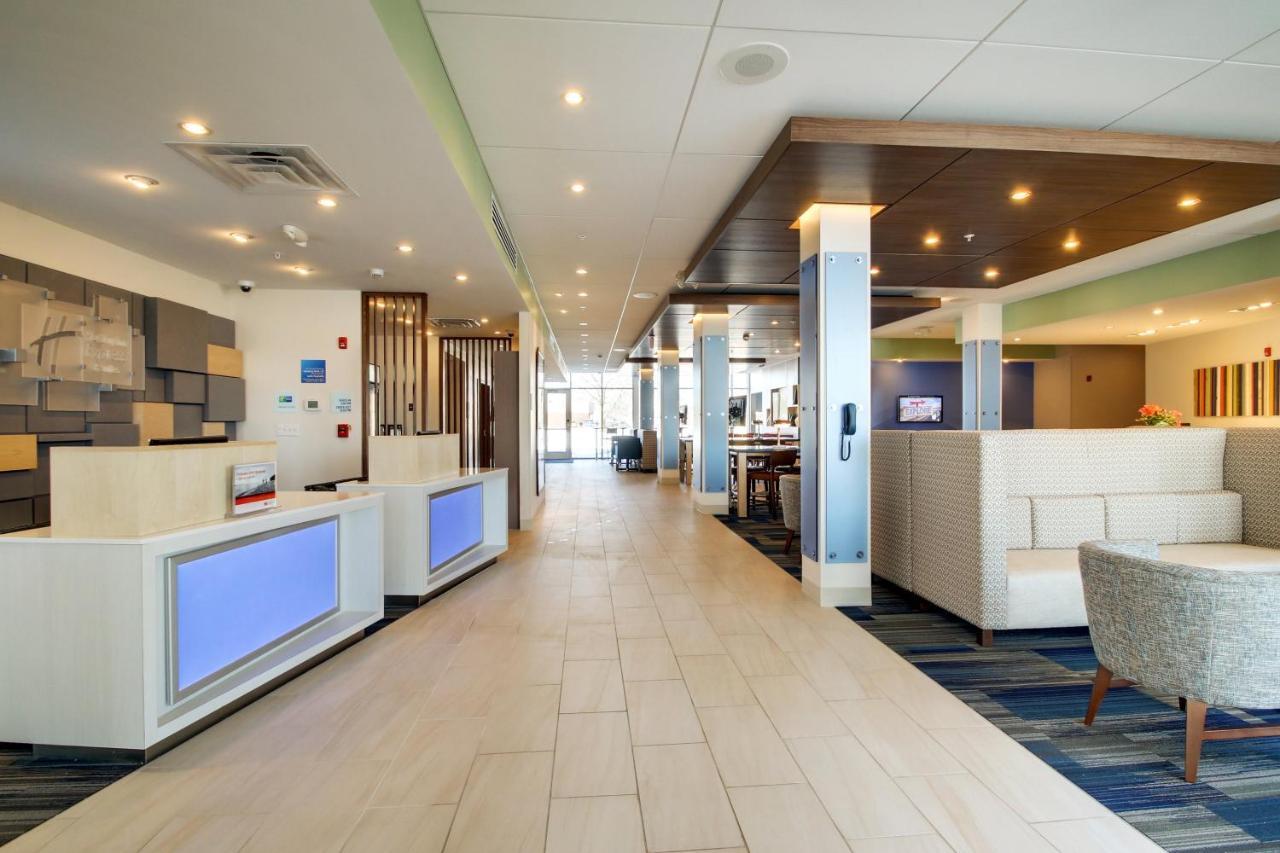 Holiday Inn Express & Suites Galesburg By Ihg Zewnętrze zdjęcie